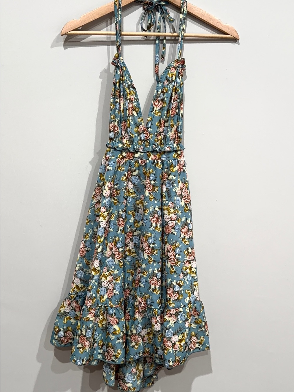 NWOT ✨ Blue Floral V-Neck Spaghetti Strap Mini Dress - Size: S - Picture 7 of 11